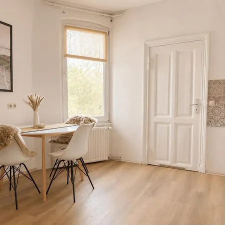 Maritimes Altstadt Mit Wlan Und Workstation * Wißmar
