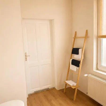 公寓 Maritimes Altstadt Mit Wlan Und Workstation Wißmar